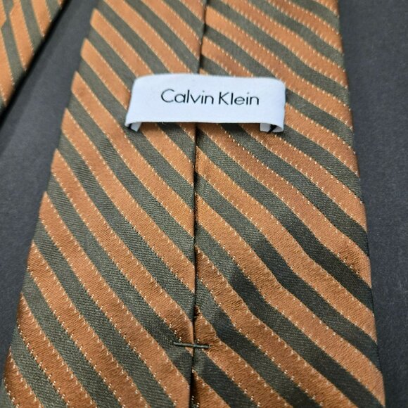 Calvin Klein Mens Striped Tie Metalic Look Copper 100% Silk 64" x 4" X-Long - Picture 4 of 6